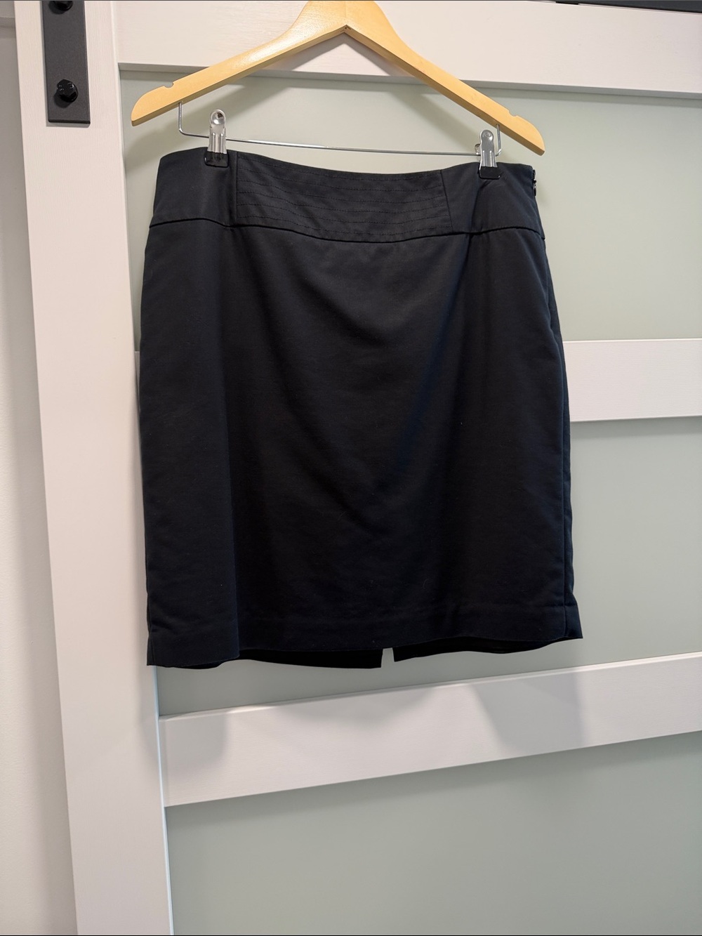Banana Republic Black Pencil Skirt